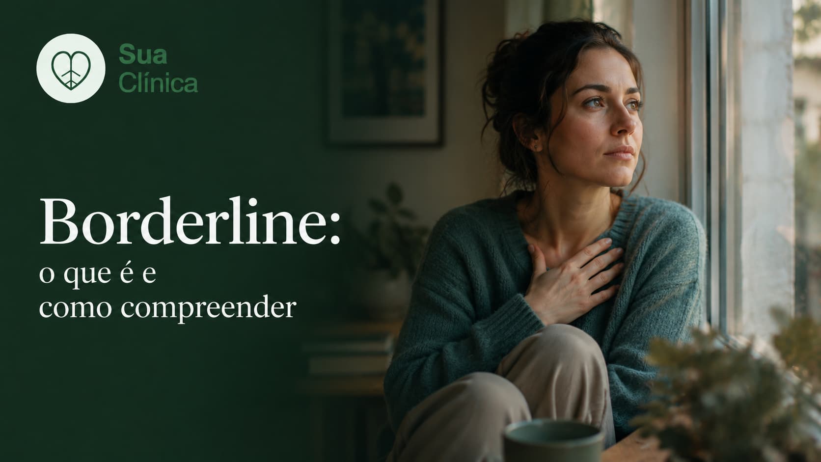 Mulher pensativa junto à janela, refletindo sobre os sintomas do transtorno de personalidade borderline